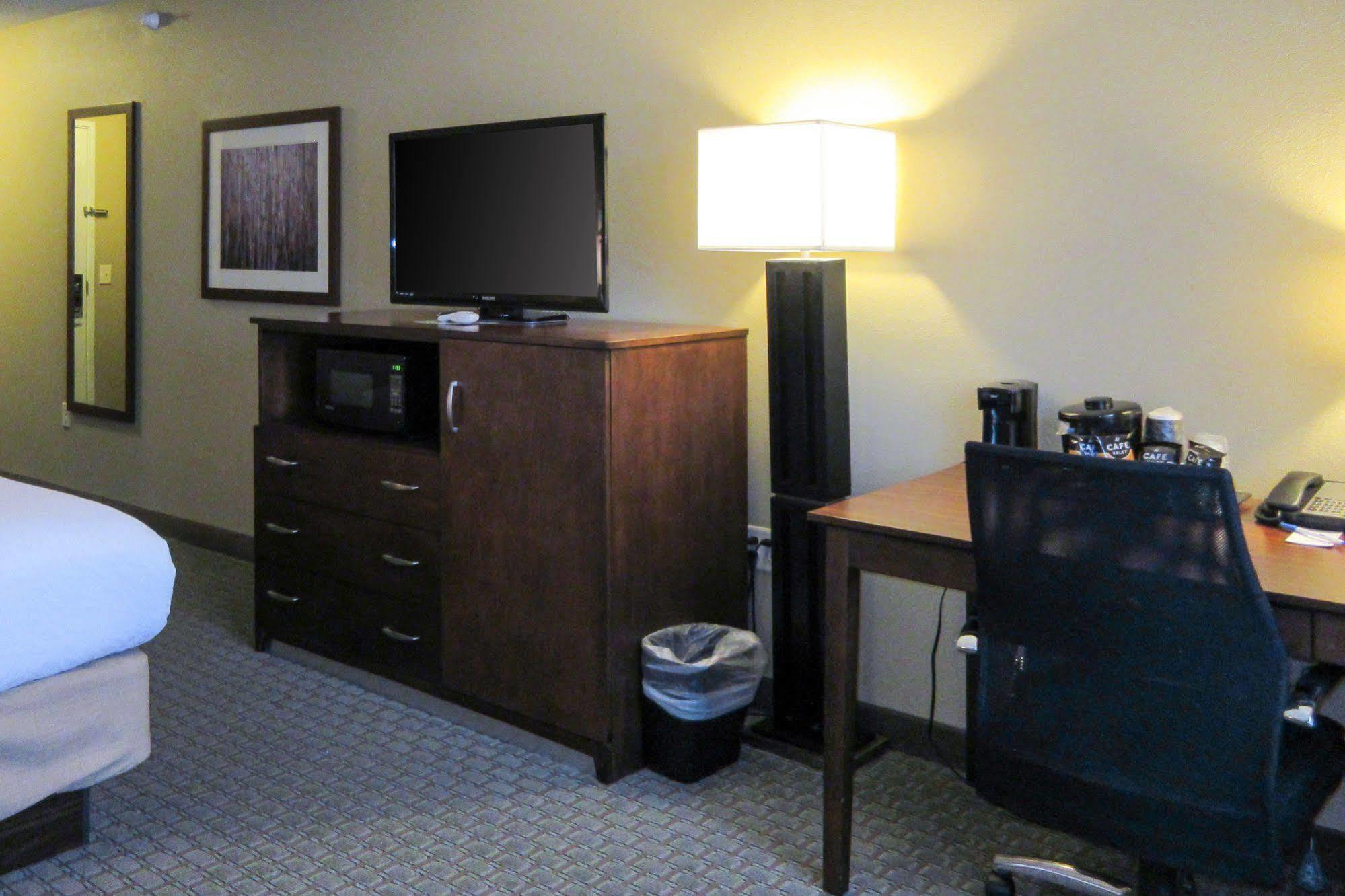 Comfort Inn & Suites - Chisago City Экстерьер фото